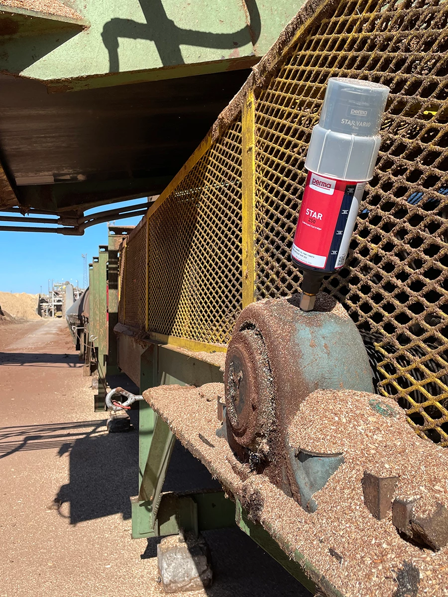 With active lubrication, maintenance teams can move from simply completing lubrication tasks to managing lubrication performance.