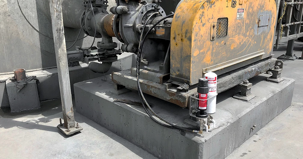 two perma STAR VARIO auto greasers