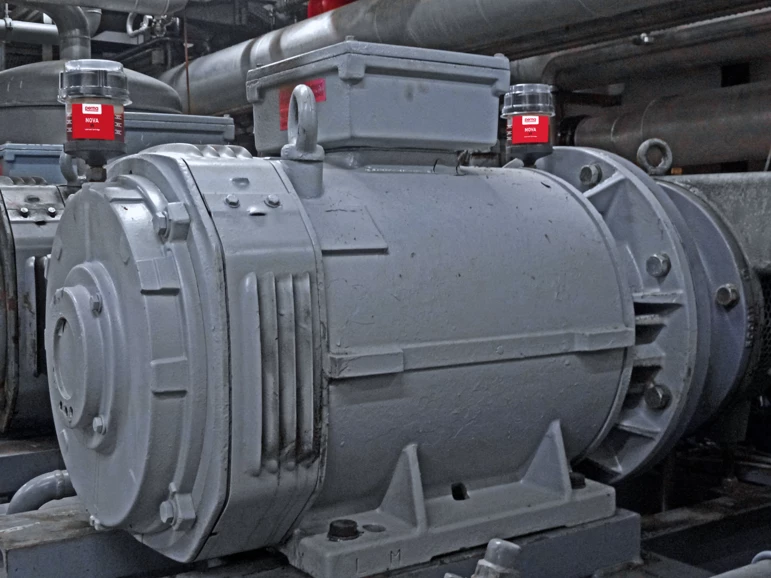 two direct mounted auto lubers, perma FLEX