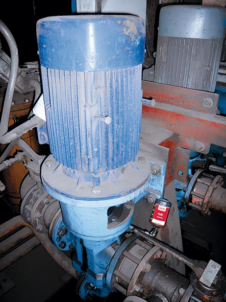 perma FLEX auto greaser directly mounted on power generation equipment